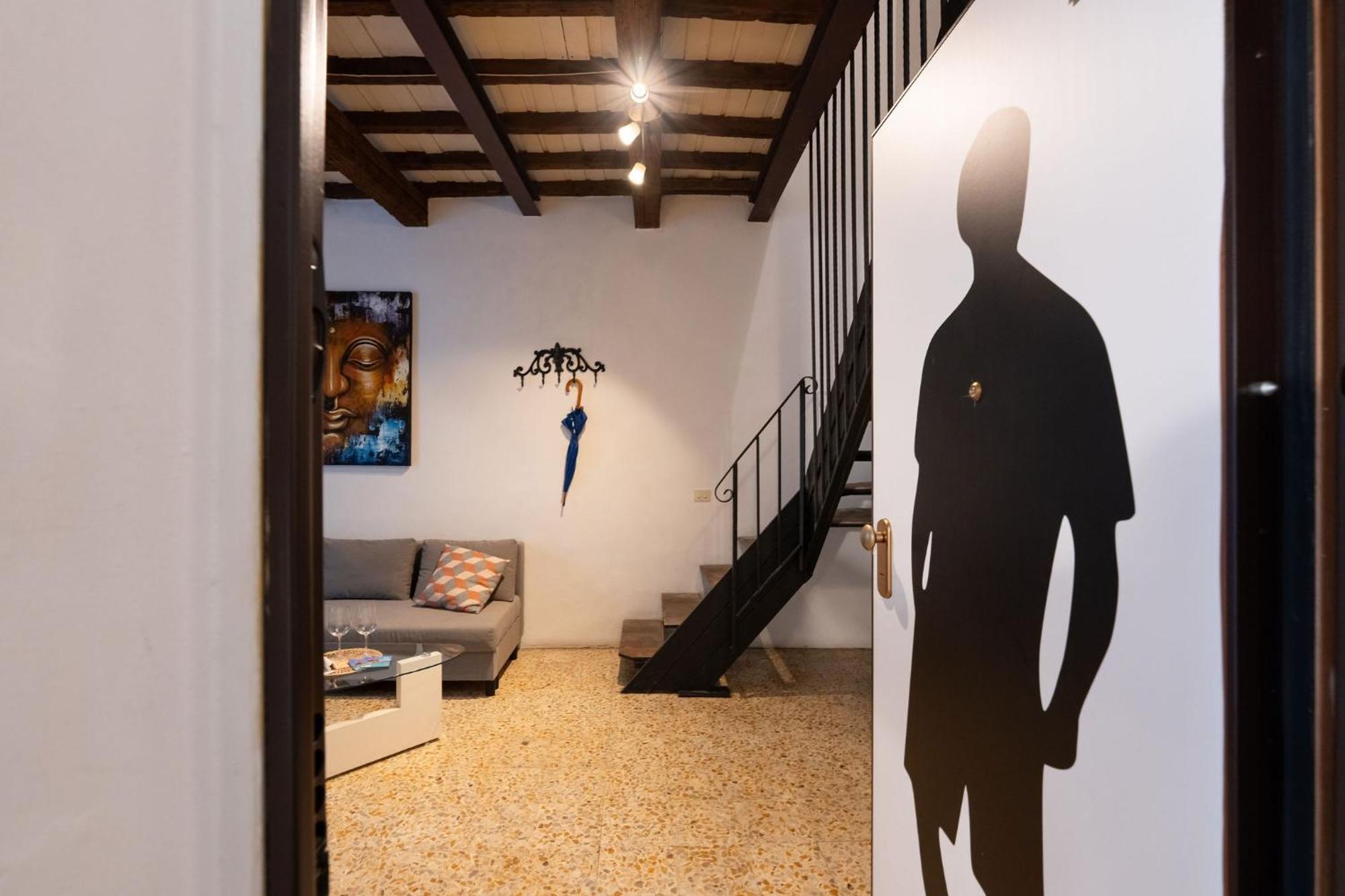 F1 - Santa Croce One Bedroom Apartment For Couples Florence Ngoại thất bức ảnh