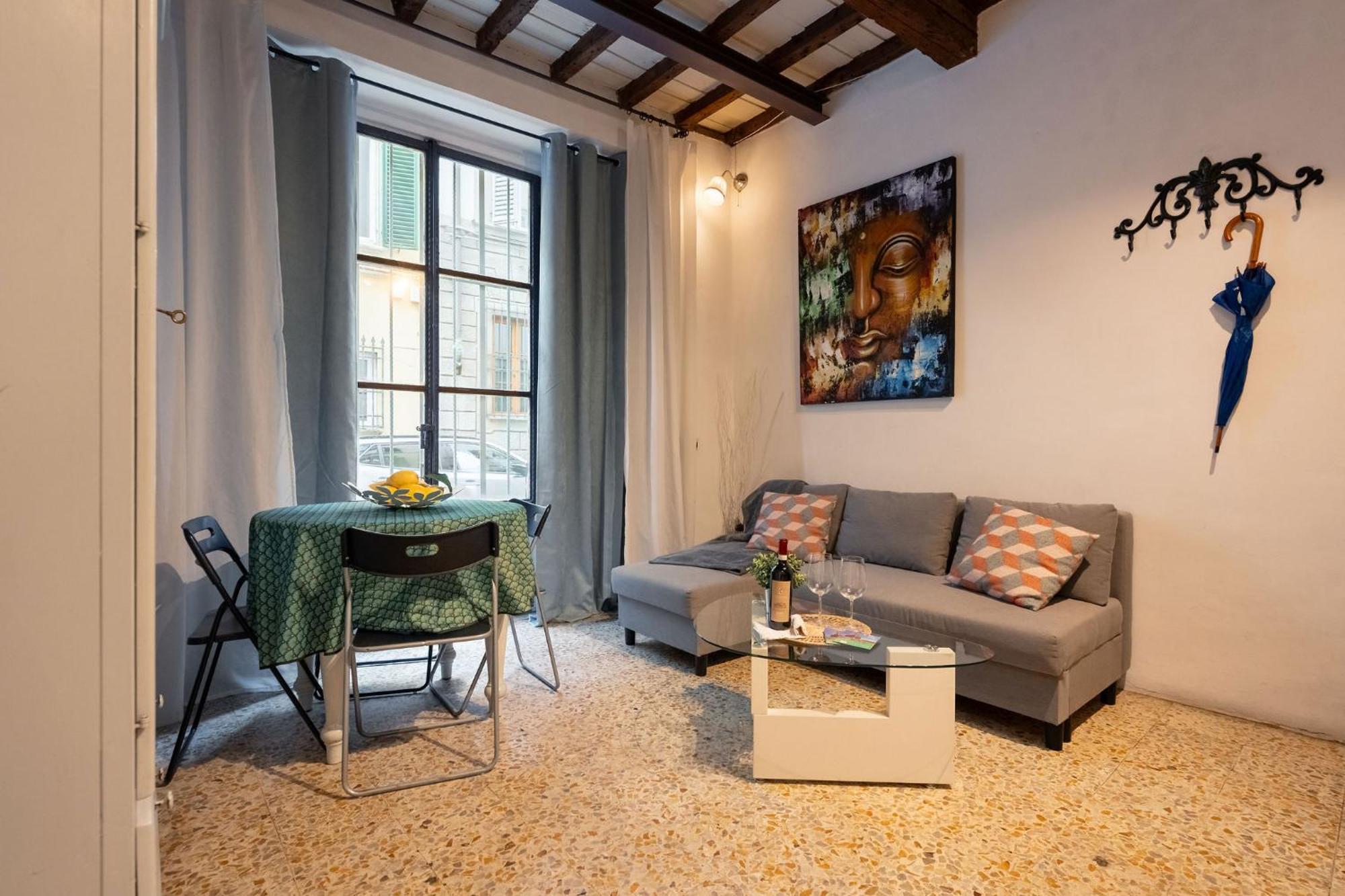 F1 - Santa Croce One Bedroom Apartment For Couples Florence Ngoại thất bức ảnh