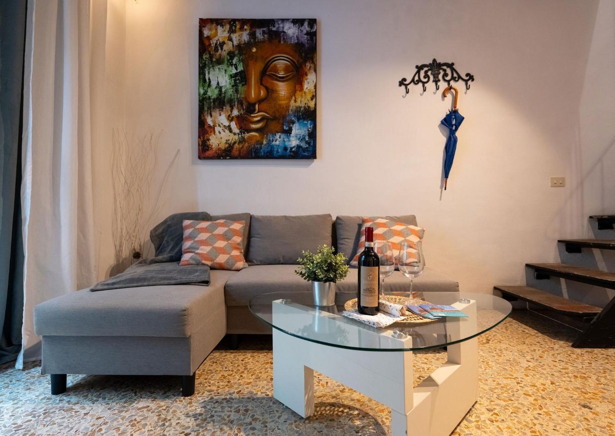 F1 - Santa Croce One Bedroom Apartment For Couples Florence Ngoại thất bức ảnh